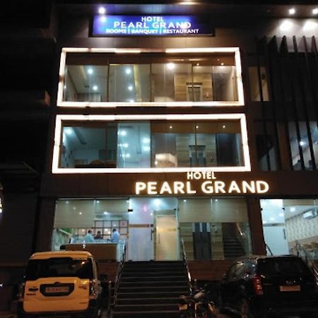 Zirakpur Hotel Pearl Grand & Banquet מראה חיצוני תמונה